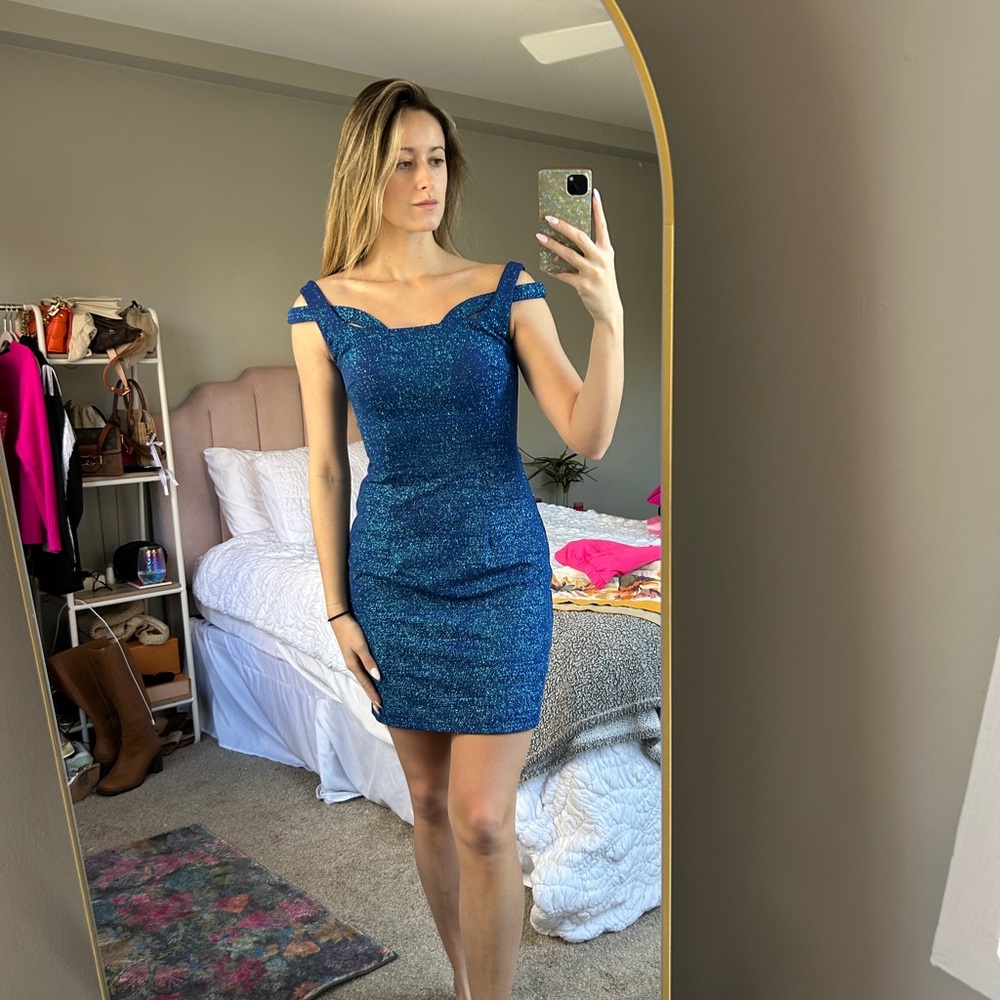 Ellie Wilde, gorgeous, altered to size 2